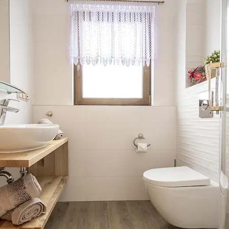 Alpesi faház Osada Lux-house & Sauna