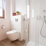 Osada Lux-house & Sauna Alpesi faház *