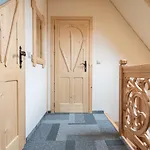 Osada Lux-house & Sauna Alpesi faház *
