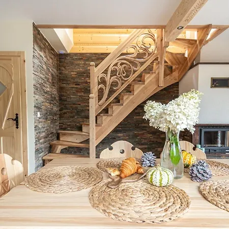 Osada Lux-house & Sauna 木屋 *