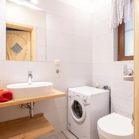 Osada Lux-house & Sauna Dağ evi