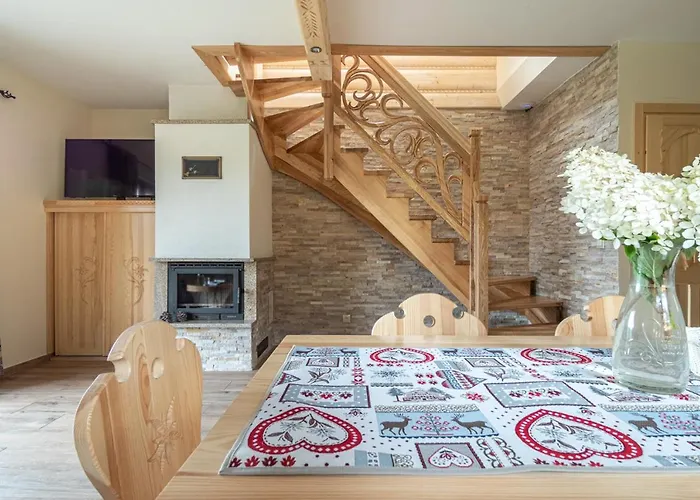 Osada Lux-house & Sauna شاليه